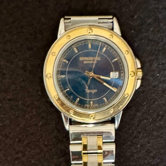 Raymond Weil Genève Tango – 36mm Two-Tone Blue Dial - Picture 2 of 6
